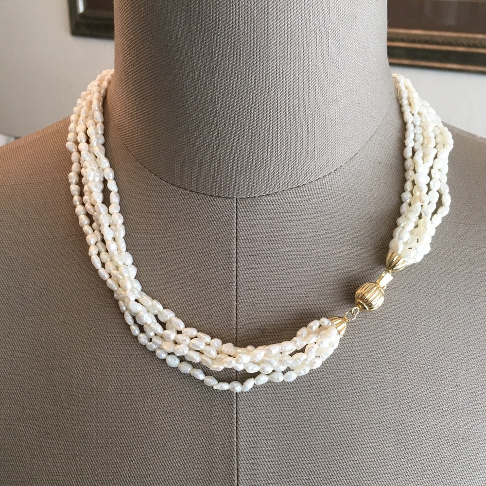 Vintage Fresh Wtr Pearl Necklace w/Gold Tone Clasp